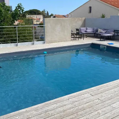 Avec Piscine * 卡内